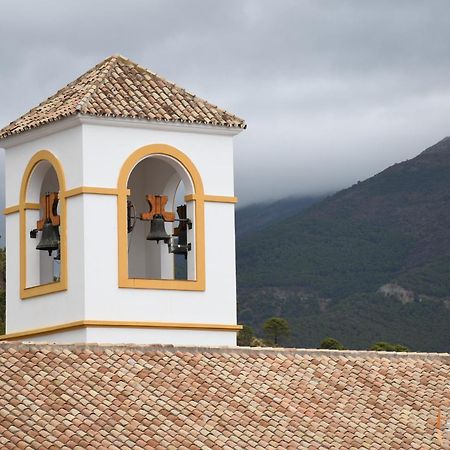 Hermosa Casita De Pueblo Con Piscina En Benahavis Exterior photo