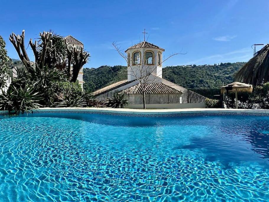 Hermosa Casita De Pueblo Con Piscina En Benahavis Exterior photo